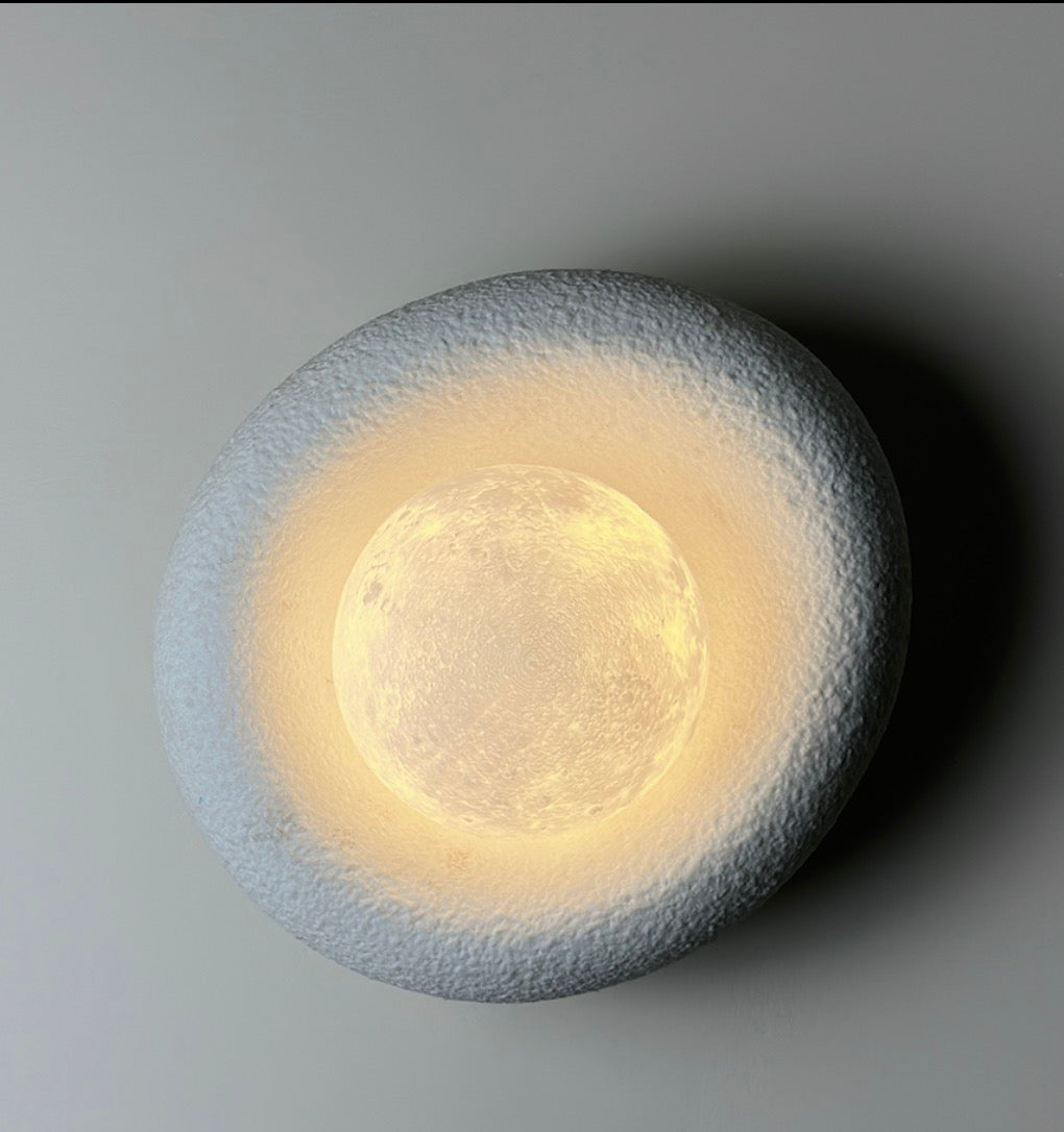 Moon-Shaped Wall lamp