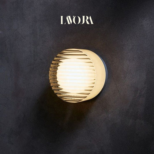 crisp wall light