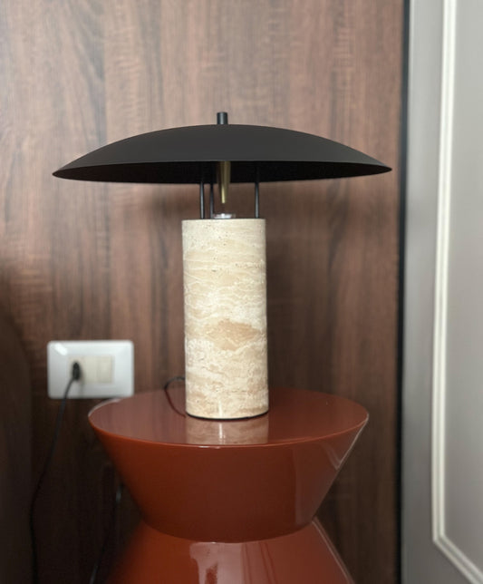 Obsidian G table lamp
